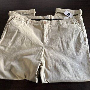 NWT women's AP Girlfriend Chino size 16 Iconic Khaki